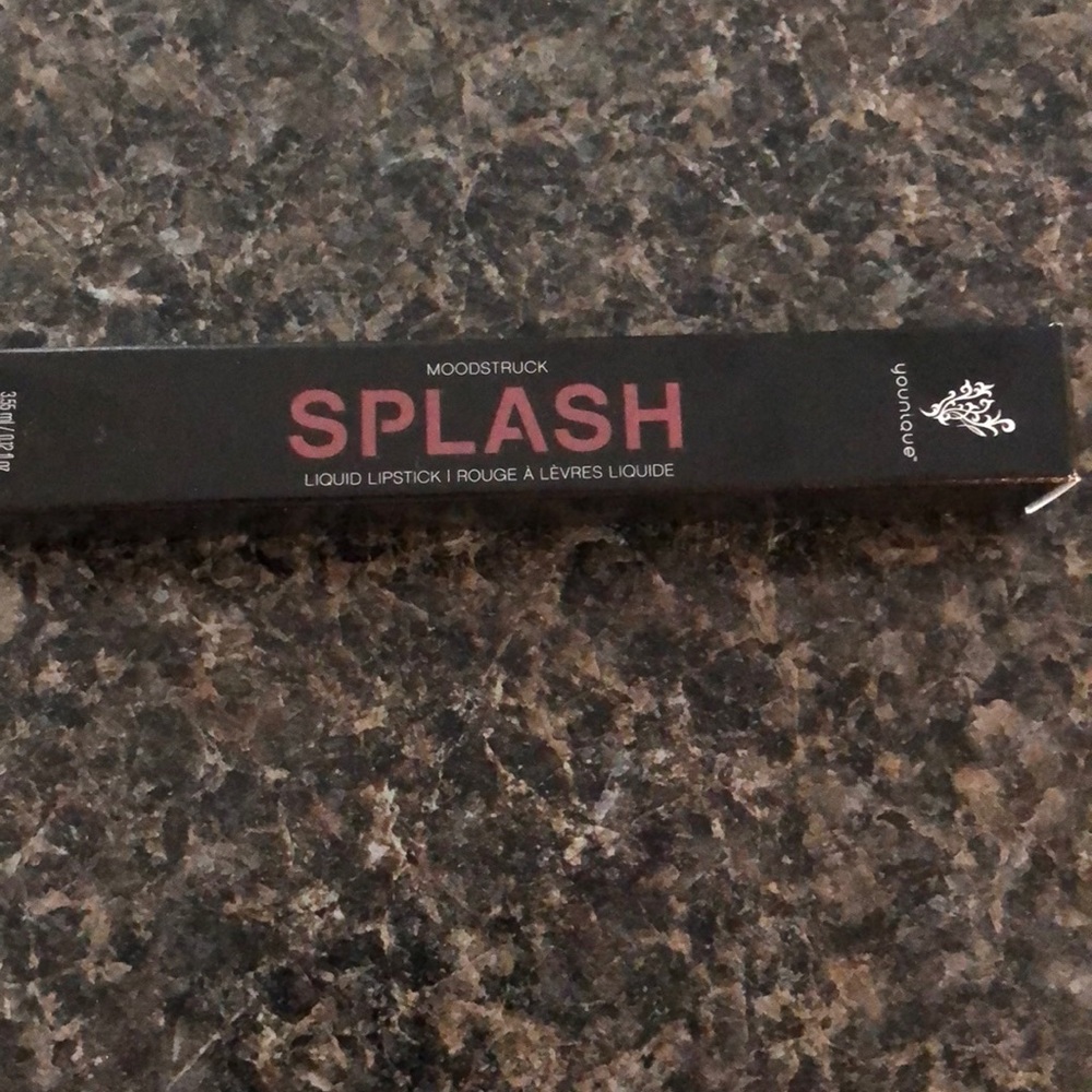 💜Younique Splash liquid lipstick💜